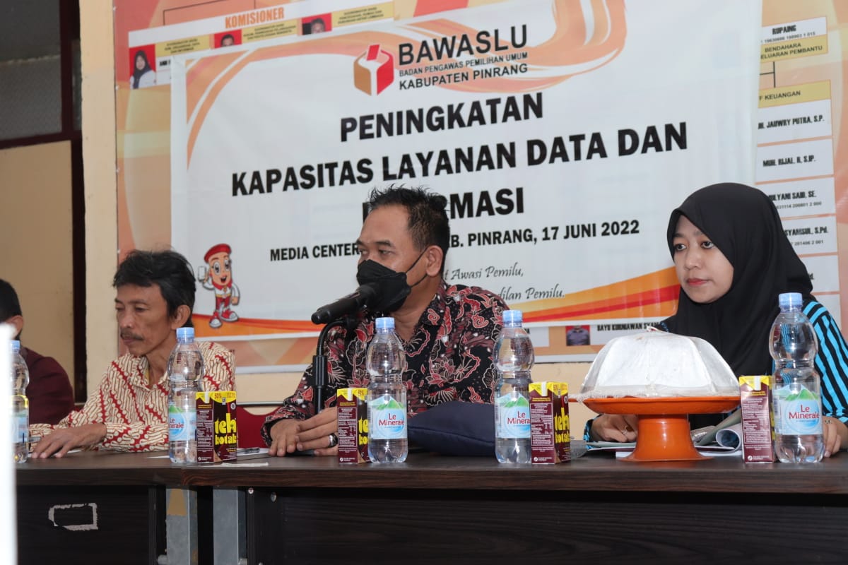 Menyongsong tahapan Pemilu, Bawaslu Pinrang hadirkan pimpinan Bawaslu Prov.Sulsel terkait layanan Data dan Informasi