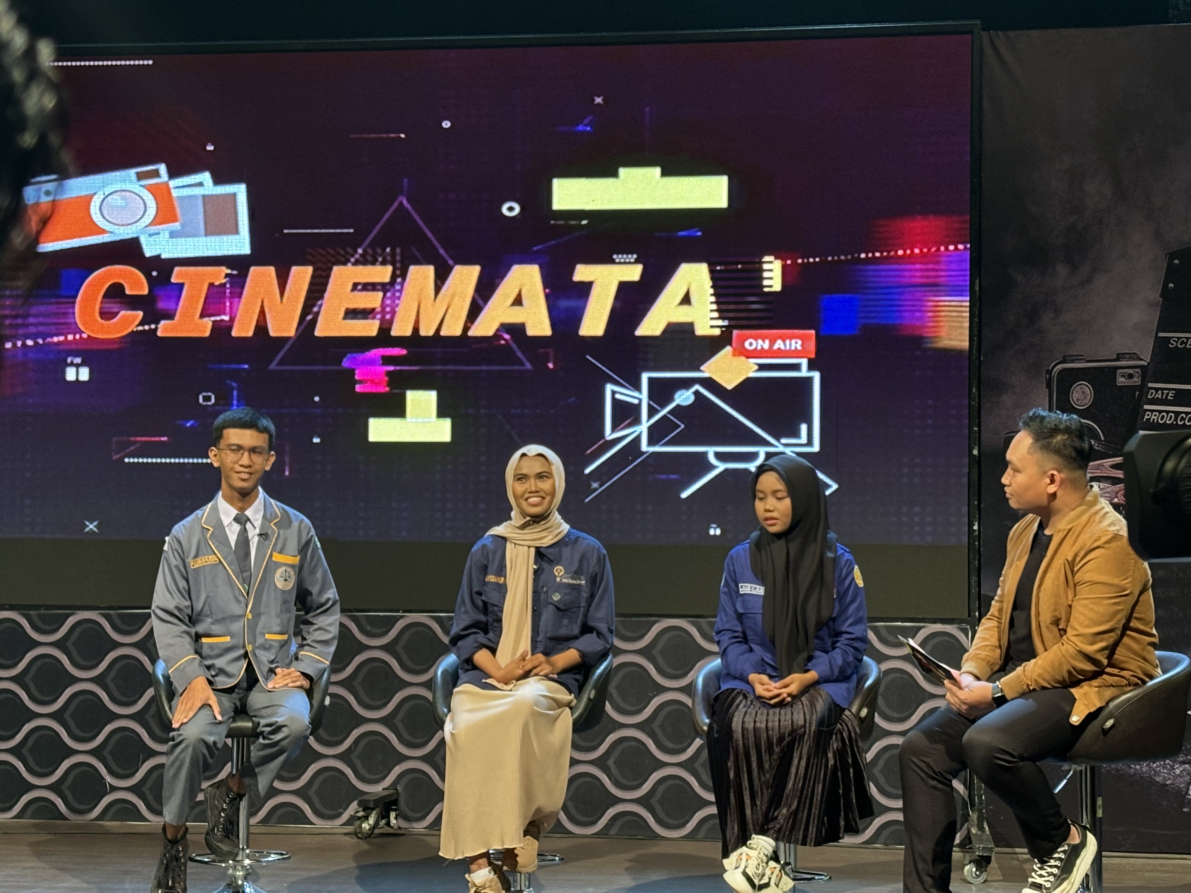 Pemenang juara 1,II,III lomba video 