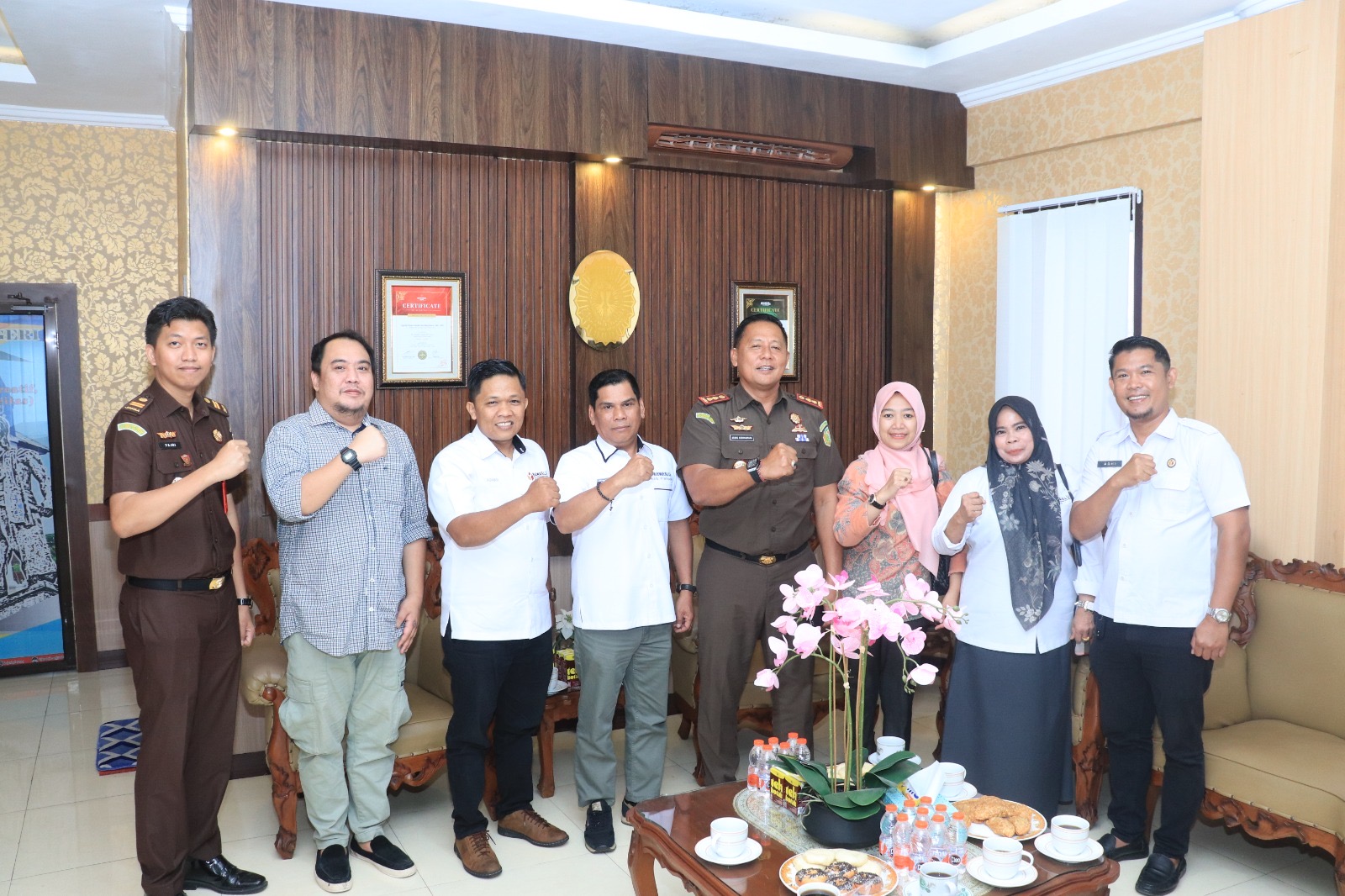 Pasca Pemilihan Serentak 2024, Bawaslu Pinrang Jalin Silaturahmi dengan Kejari Pinrang