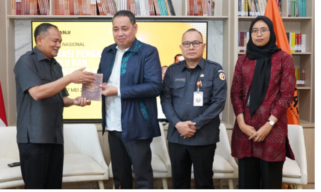 Luncurkan Katalog Buku Bawaslu, Herwyn Harap Bisa Jadi Bahan Literasi Masyarakat