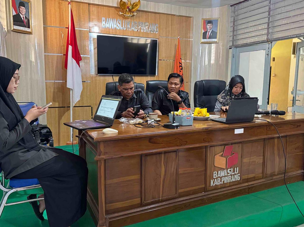 Bawaslu Pinrang Ikuti Rapat Evaluasi Pengawasan PDPB Triwulan III Tahun 2026