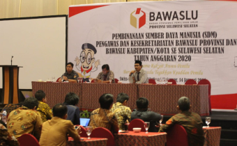 Pembinaan SDM Pengawasan BAWASLU Se-Sulawesi Selatan