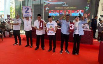 Pasangan calon Bupati dan Wakil Bupati Pinrang