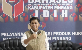 koordinator Divisi Hukum,Pencegahan,Partisipasi Masyarakat,&Humas Bawaslu Pinrang