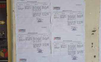 Status laporan di tempel di kantor Bawaslu Pinrang