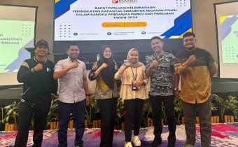 Pegawai PPNPn serta kasubag administrasi Bawaslu Pinrang