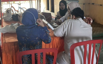 Kimia Farma Pinrang Kunjungi Bawaslu Pinrang, Gelar Pemeriksaan Kesehatan Gratis